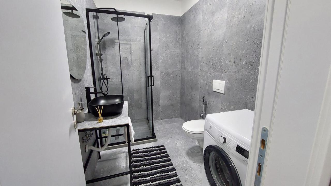 Amelja'S Apartment Shkodër Dış mekan fotoğraf